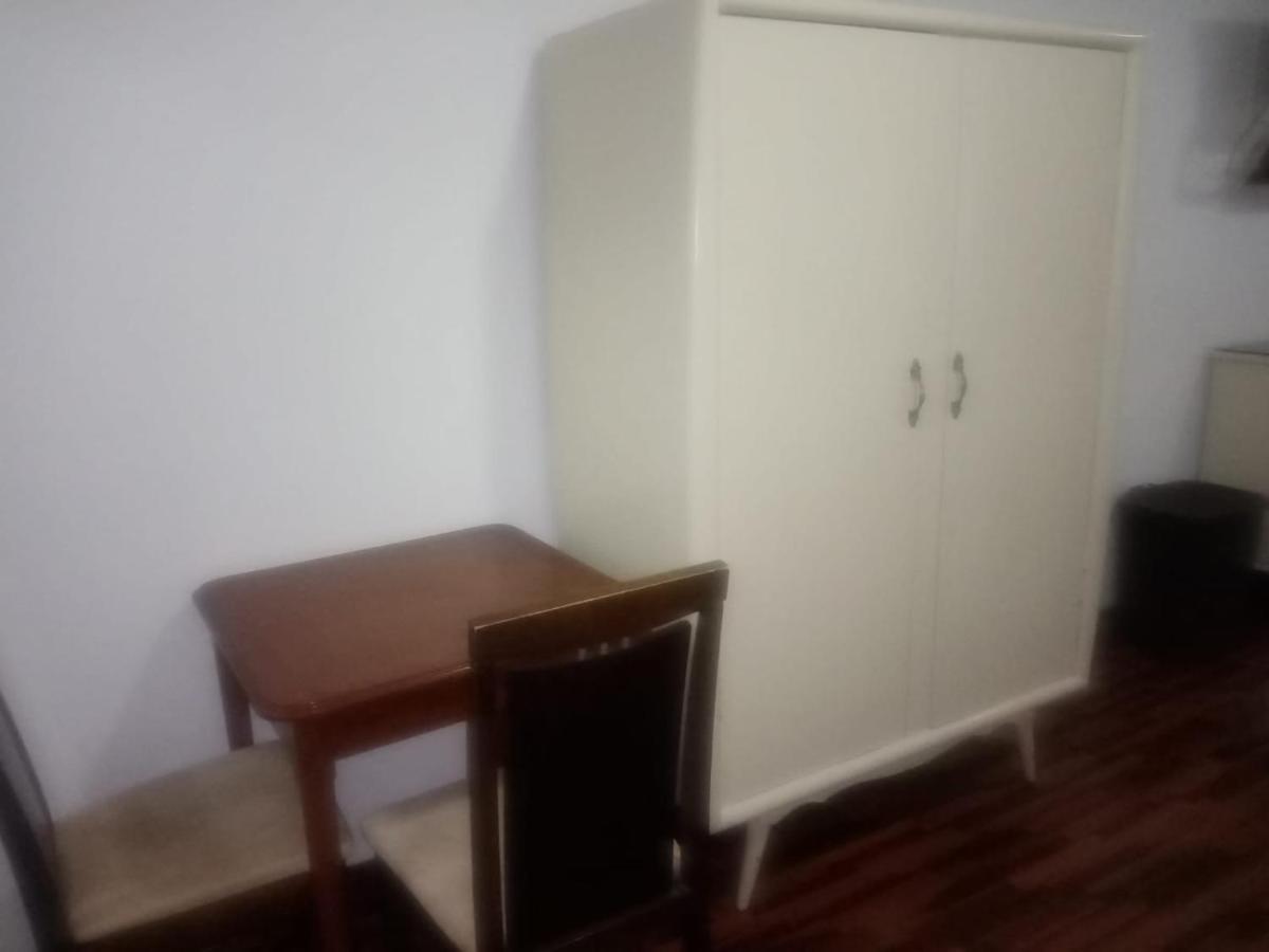 Hostel Strenua - Las Quintanas Trujillo Zewnętrze zdjęcie