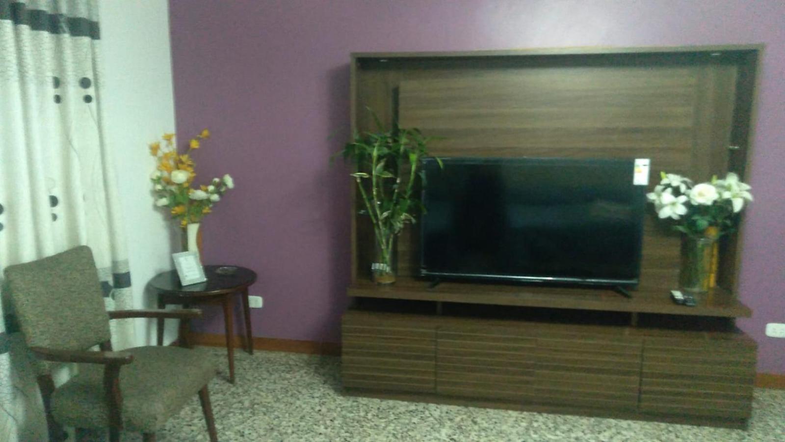 Hostel Strenua - Las Quintanas Trujillo Zewnętrze zdjęcie