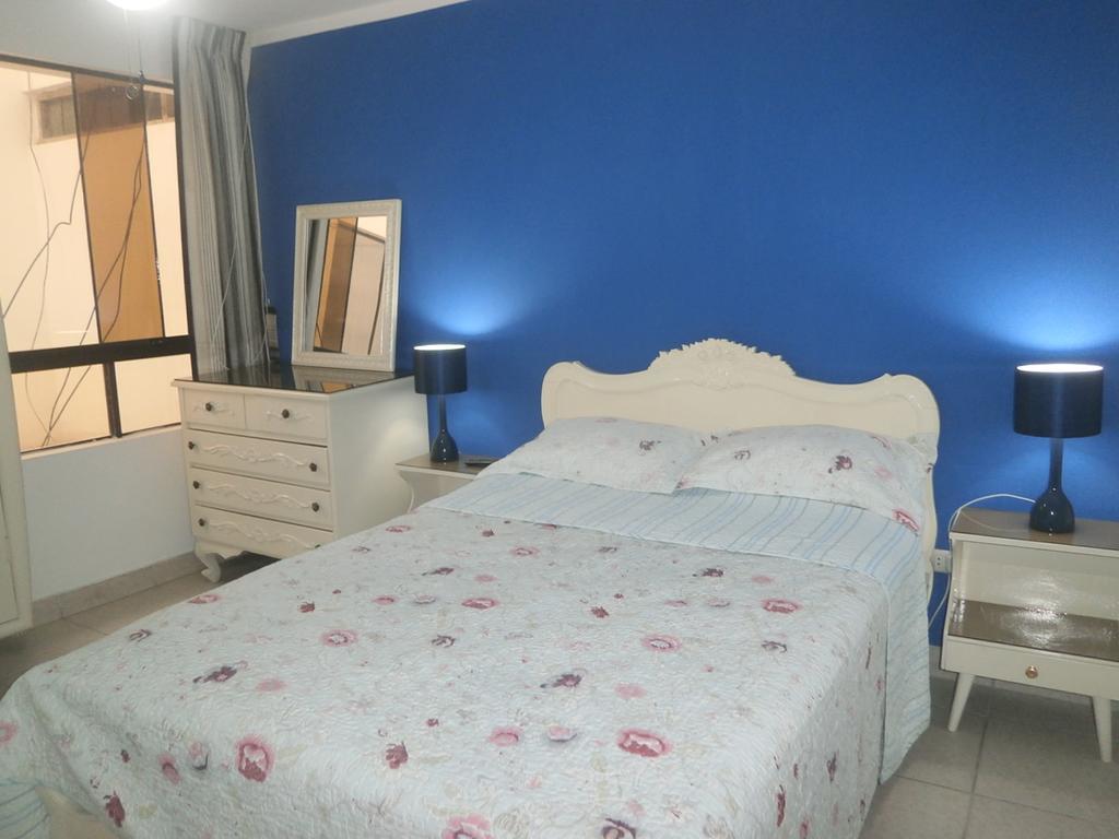 Hostel Strenua - Las Quintanas Trujillo Zewnętrze zdjęcie