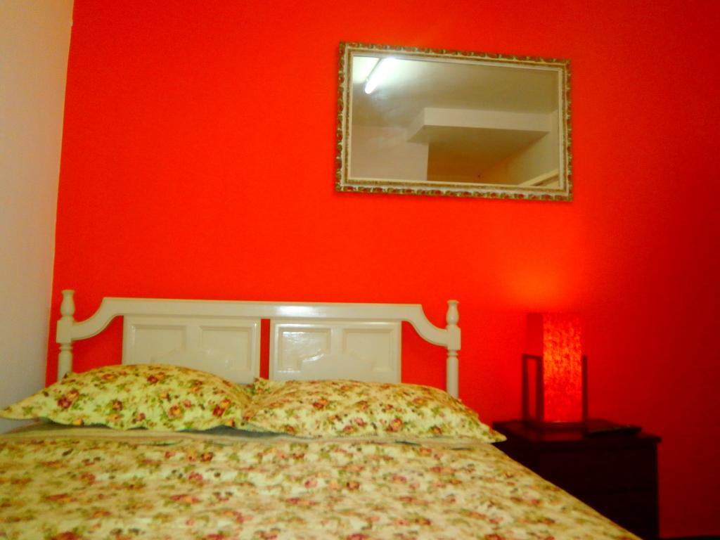 Hostel Strenua - Las Quintanas Trujillo Zewnętrze zdjęcie